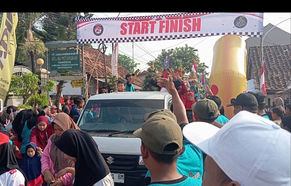 Ribuan Warga Petarukan Kabupaten Pemalang Ikuti Jalan Sehat 