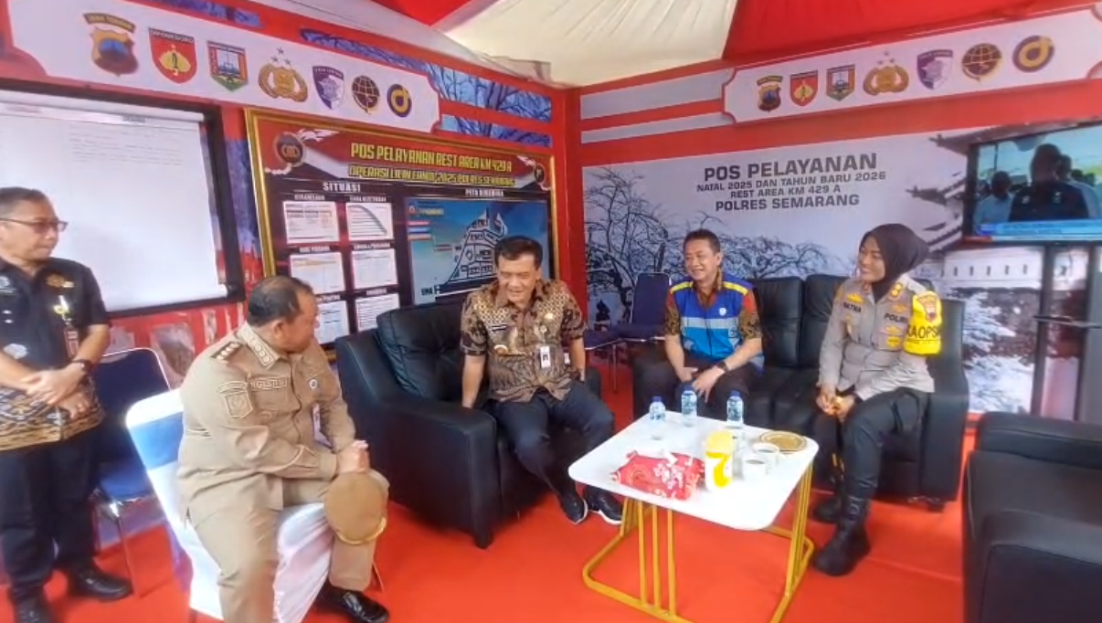 Jateng Menjadi Titik Jenuh, Ahmad Luthfi Tinjau Kesiapan Tol Semarang–Solo dan Mampir ke Rest Area 429 A