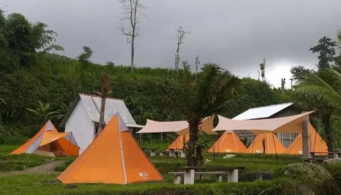 5 Tempat Camping di Blitar yang Menyajikan Pemandangan Indah dan Spot Foto yang Instagramable!