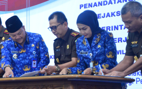 Wali Kota dan Kajari Salatiga Teken MoU Pelaksanaan Pidana Kerja Sosial