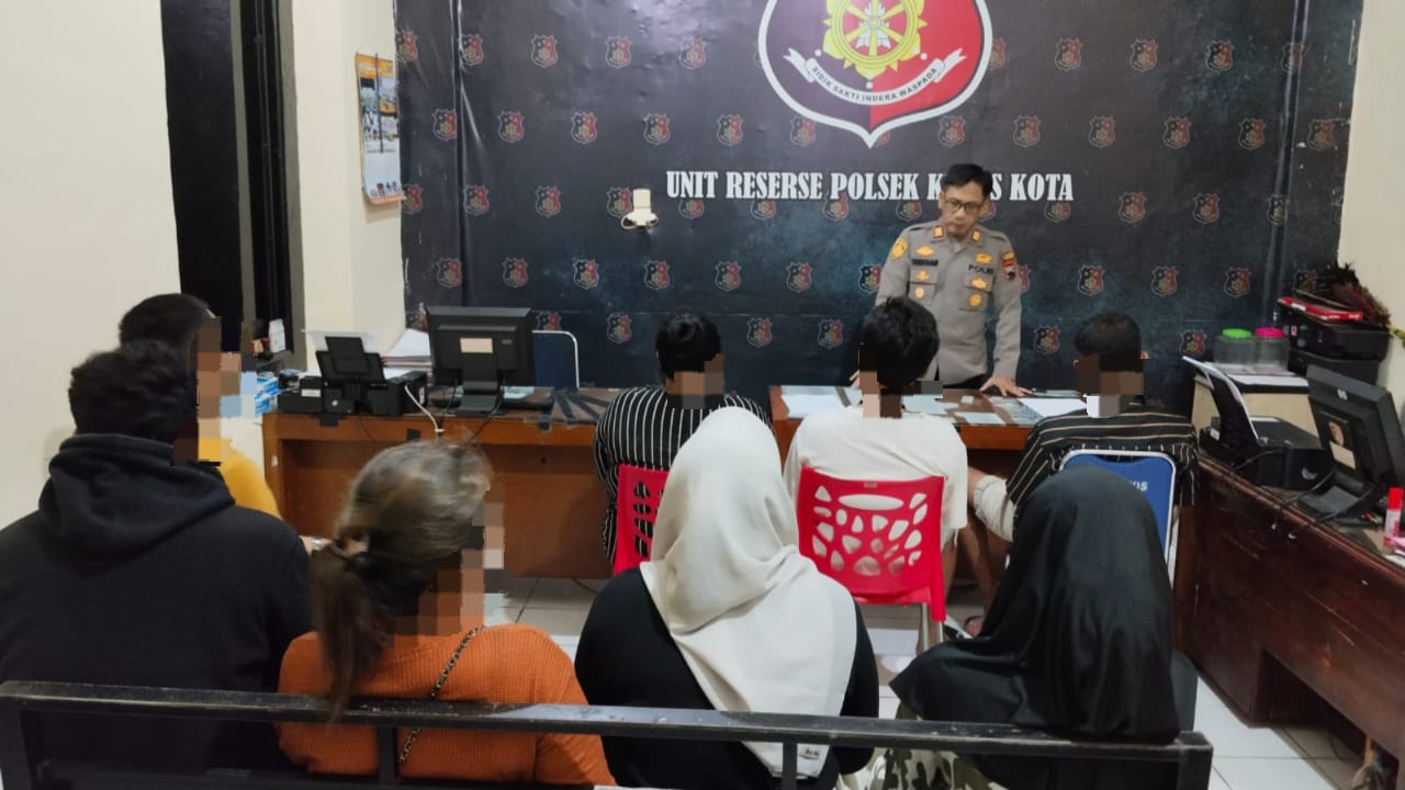 Berduaan di Kamar Kos, Tiga Pasangan Kumpul Kebo Digelandang ke Polsek Kudus Kota