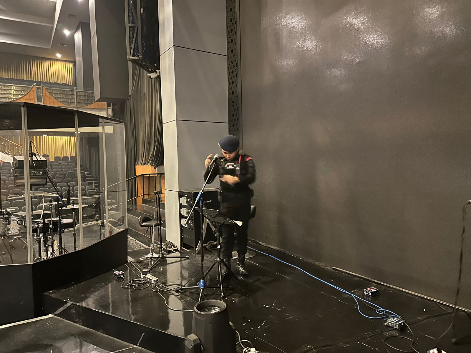 Polresta Solo dan Satbrimob Sterilisasi Gereja Prioritas Paskah 2025