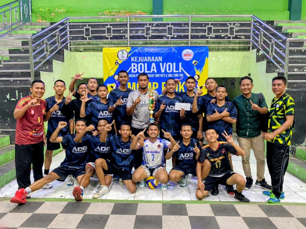 Tim Bola Voli SMKN 1 Adiwerna Kabupaten Tegal Juara Kejurkab MGMP PJOK SMK  ‎
