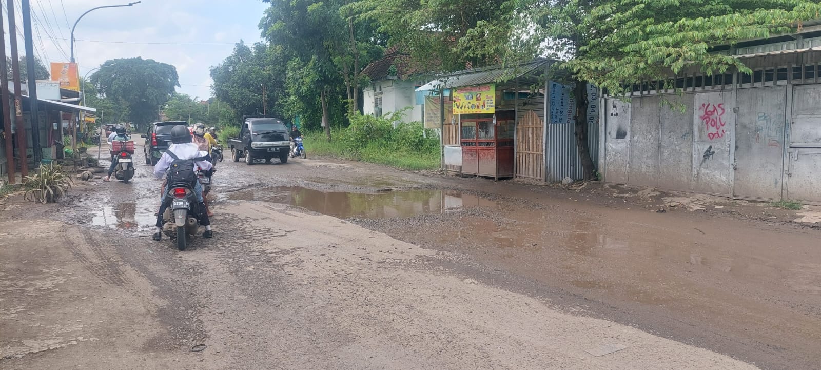 Perbaikan Jalan di Kabupaten Tegal Minta Dilanjutkan
