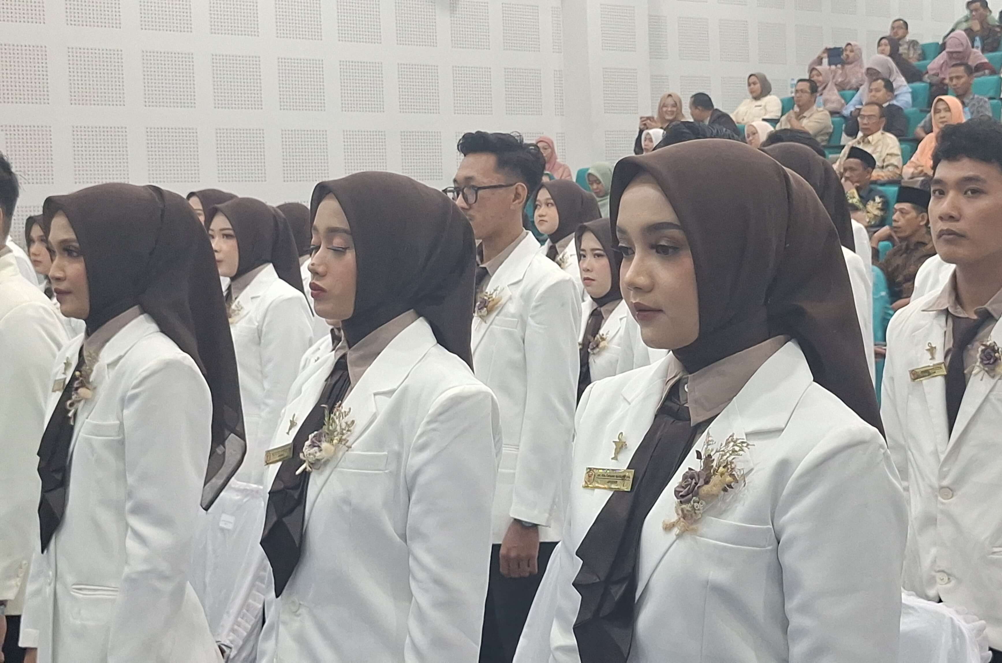 Baru Angkatan Kedua, Prodi Apoteker UMPP Diserbu Pendaftar dari Luar Jawa