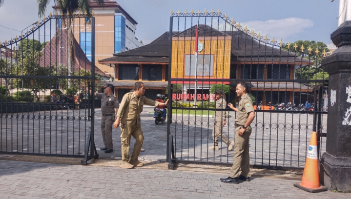 2 Kompi Dalmas Amankan Agenda Interpelasi, Kapolres Salatiga: Tak Ada Anggota Membawa Senpi