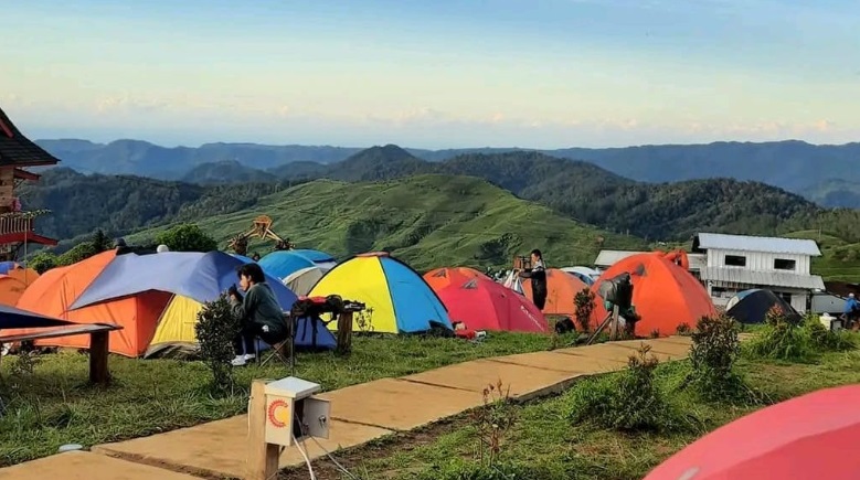 5 Tempat Camping di Bandung yang Menawarkan Pemandangan Indah dan Asri, Cocok untuk dijadikan Spot Foto!