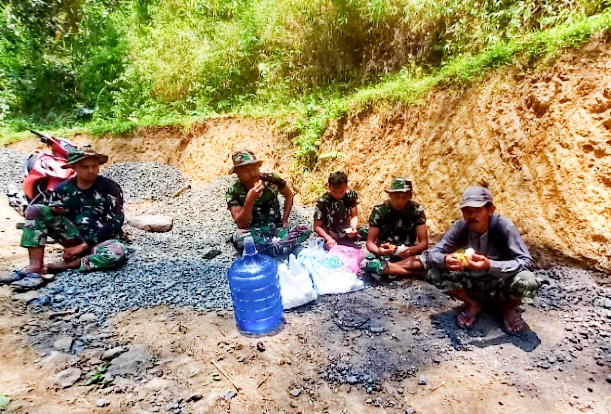 Warga Desa Tambi Kabupaten Pemalang Dukung TMMD Reguler ke-122