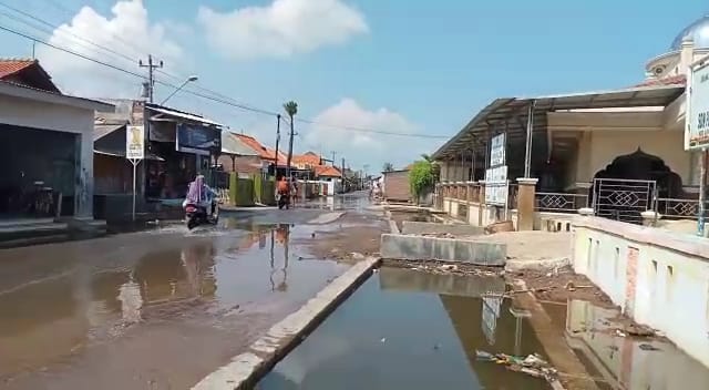 Banjir Rob Rendam Tiga Desa di Brebes, Sudah Tiga Hari Ini 
