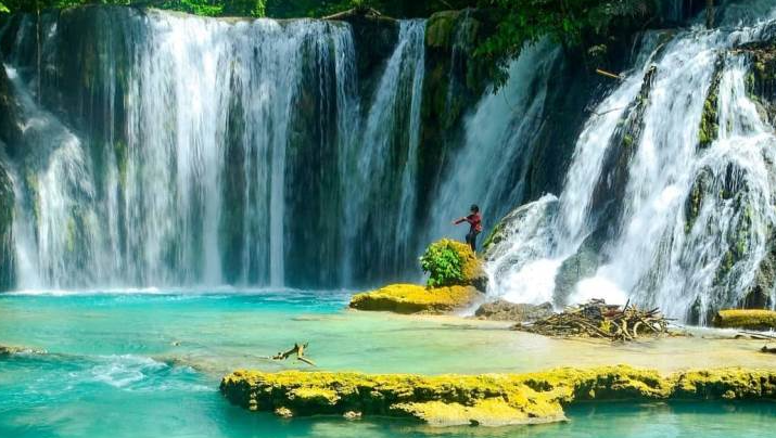 Cantik dan Populer! Ini Dia Wisata Air Terjun Piala Sulawesi, Surga Tersembunyi Pulau Sulawesi
