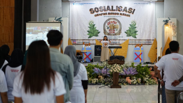 Henni Mulyani : Seniman Memiliki Kedekatan dengan Budaya Merokok