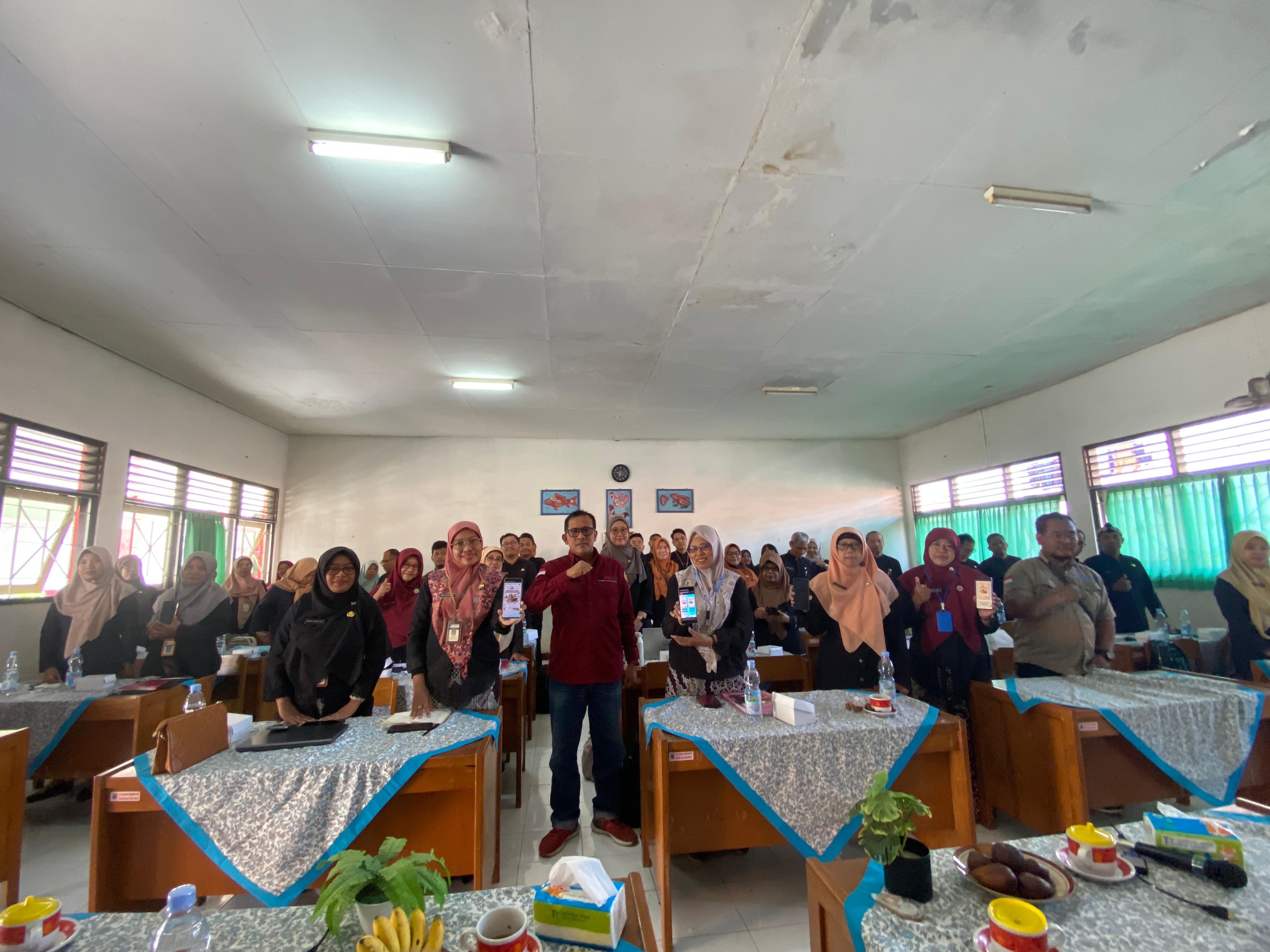 Radar Tegal Sosialisasikan Koran Digital di Korwil Tegal Timur Kota Tegal 