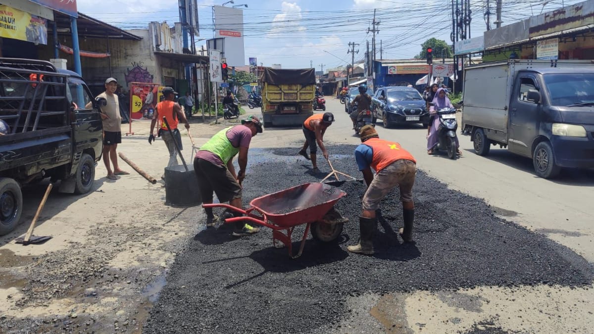 Perbaikan Jalan Dikebut, Pemkab Tegal Fokus di Jalur Strategis