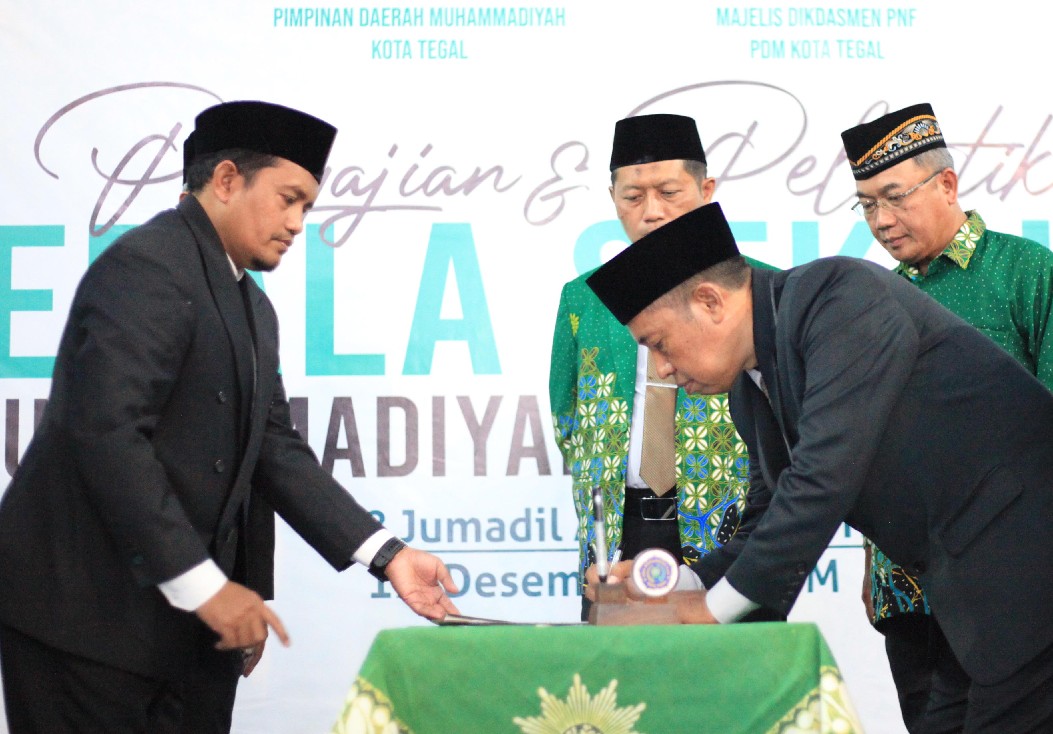 Ali Makmuri Resmi Jabat Kepala SMK Muhammadiyah 1 Kota Tegal