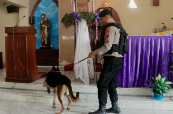 Jelang Perayaan Natal, Polisi Sterilisasi Gereja di Kabupaten Pemalang 