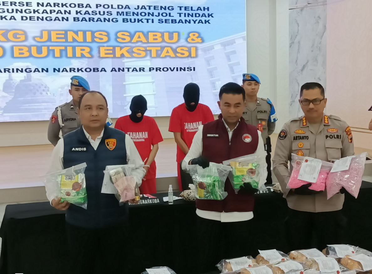 Polda Jateng Berhasil Mengungkap 13,92 Kg Sabu dan 10.300 Butir Ekstasi 