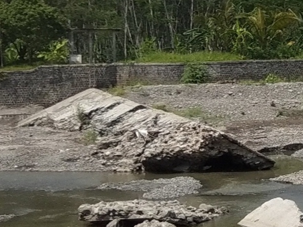 Kerusakan Sejumlah Bendung Belum Tertangani