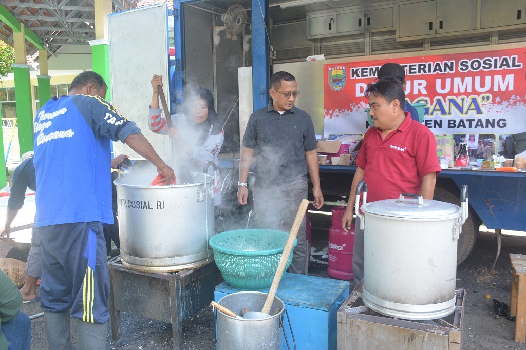 Dapur Umum Banjir Batang Masih Buka, Dinsos Minta Masyarakat Berpartisipasi