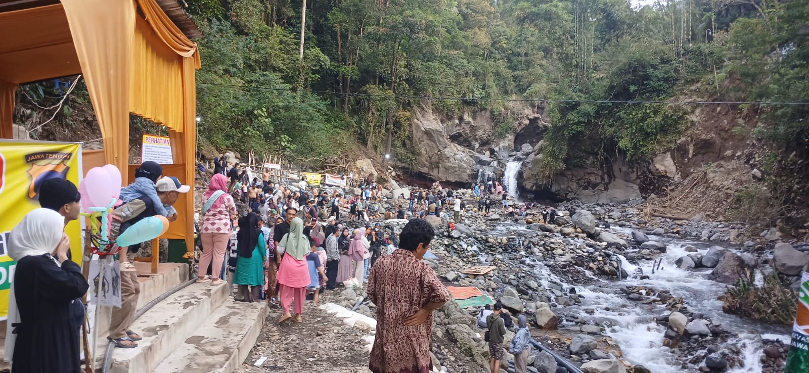 Guci Tegal Tetap Jadi Tujuan Favorit Libur Lebaran 