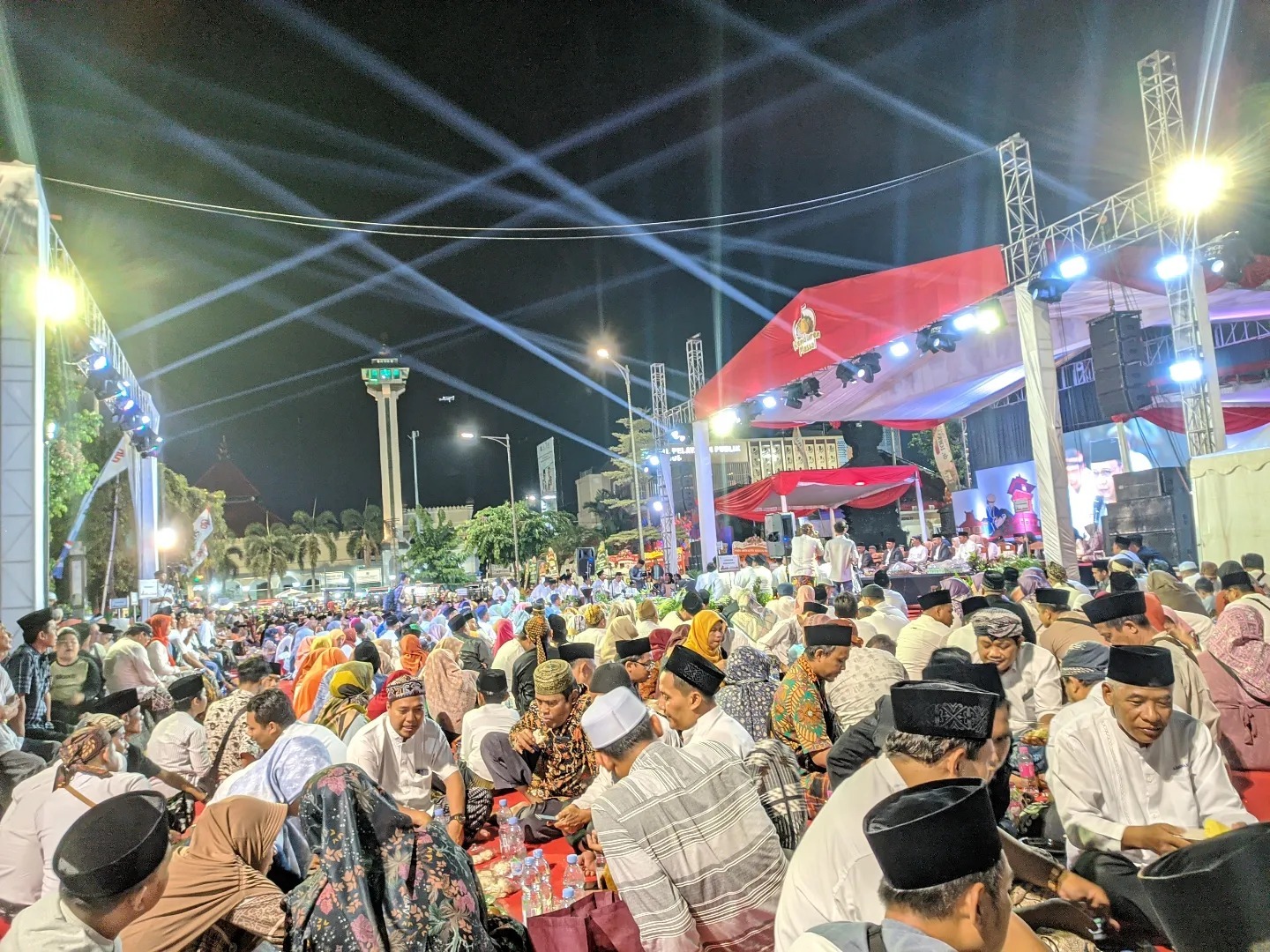 Puncak Hari Jadi Kudus ke 475, Gelar Tradisi Kenduren Sewu Tumpeng dan Karnaval Budaya 