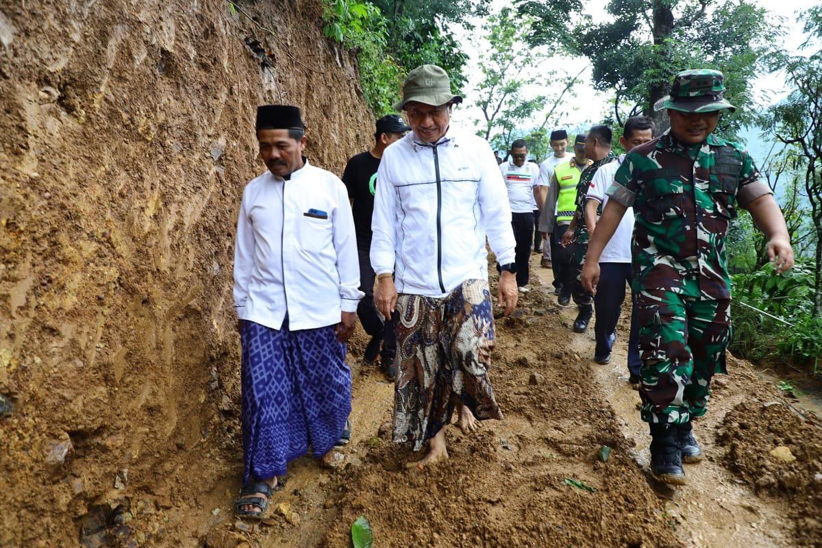 Bangun Jalan Baru Penghubung Rahtawu Soco, Bupati dan Dandim Kudus Belah Pegunungan Muria