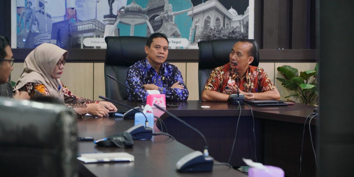 Videotron AAS Mulai Bersinar, Pemkab Tegal Siapkan Pengelolaan Lebih Profesional