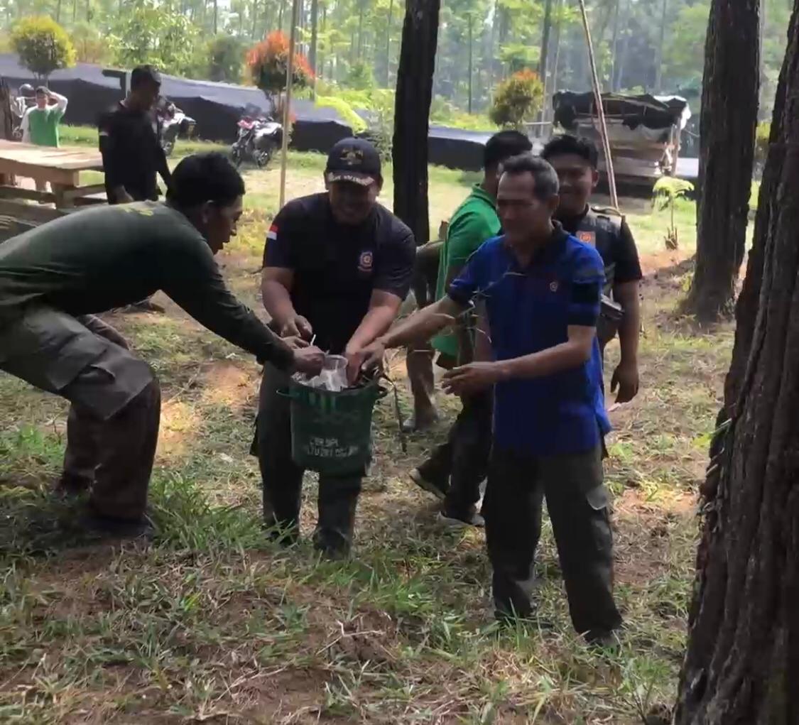 Sinyal Prioritas 2027, Satpol PP Batang 'Tertibkan' Wisata Sidawung dari Sampah