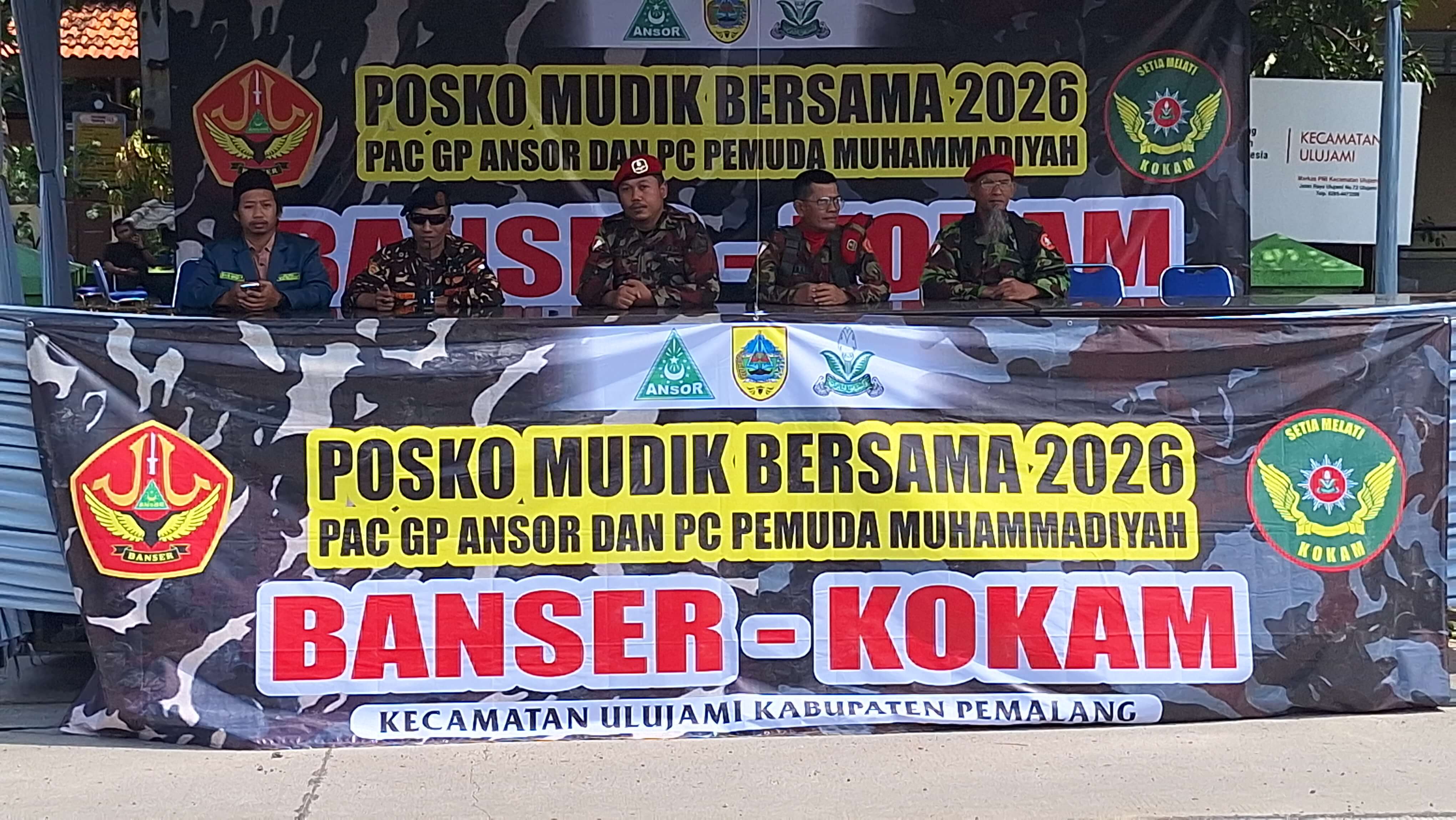 Beda Lebaran, Tetap Bersaudara: Kokam dan Banser Kompak Layani Pemudik