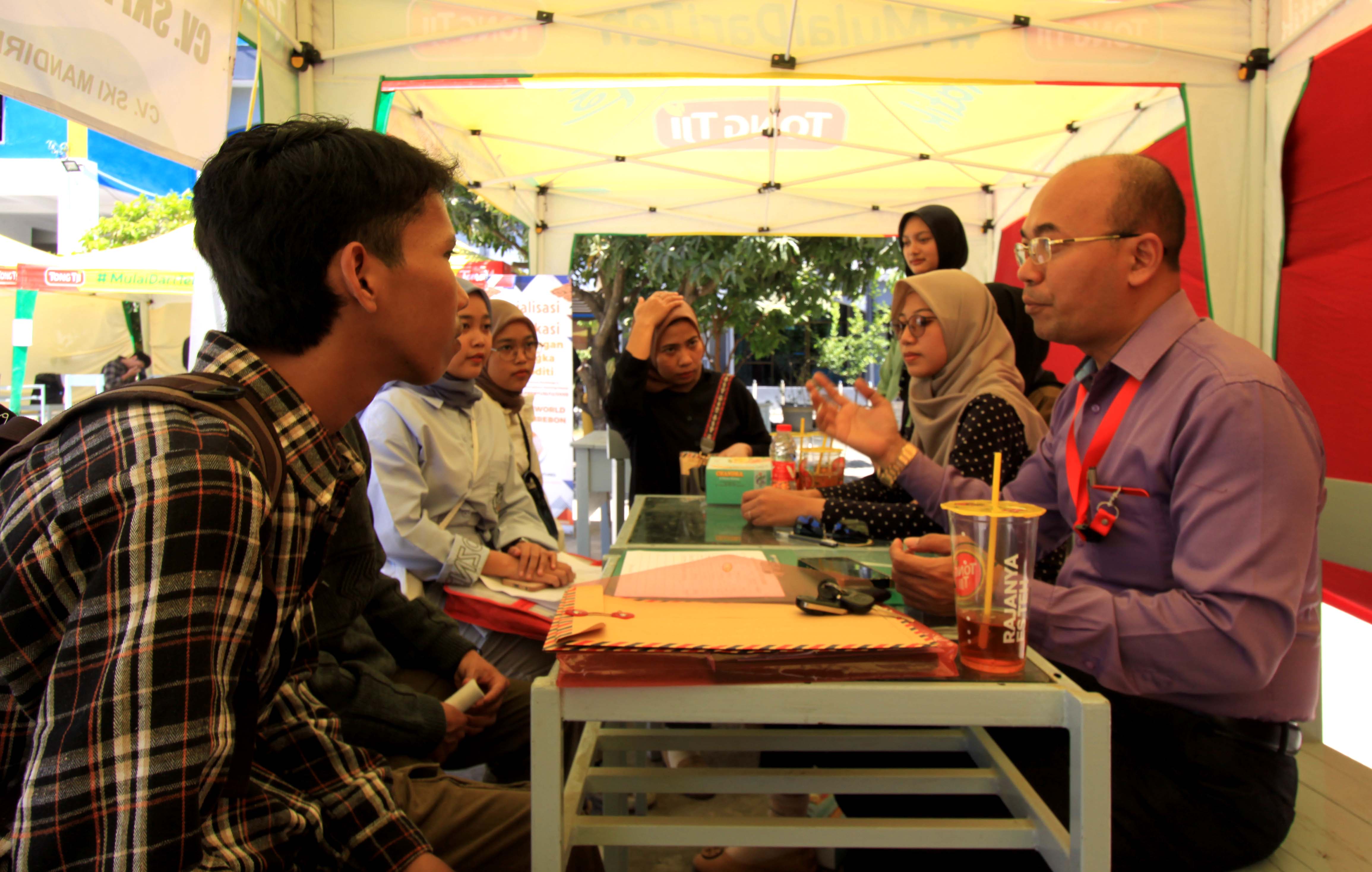 Keren! Job Fair SMK Muhammadiyah 1 Kota Tegal Diserbu Pencari Kerja, Berapa Perusahaan yang Ikut?