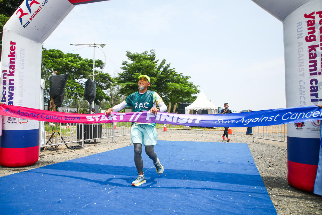 Sosialisasi Deteksi Dini Kanker Harus Digencarkan, Sekda Jateng Ikut Ultra Charity Run 55K