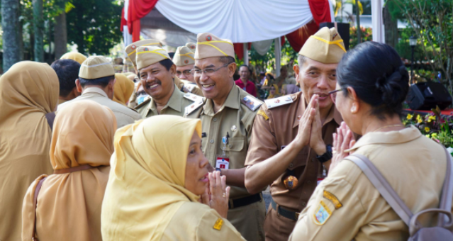 Apel Perdana Usai Libur Lebaran 2025, Wali Kota Salatiga Ingatkan Potongan Gaji ASN Rp 10.000  