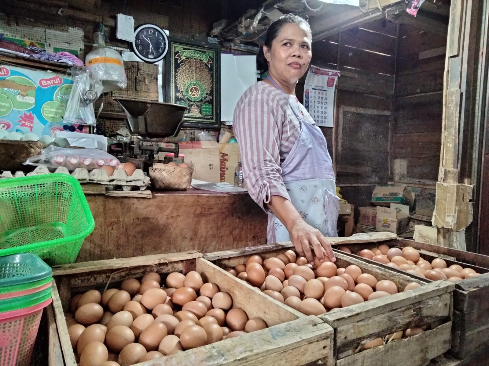 Jelang Nataru, Harga Telur dan Daging di Brebes Merangkak Naik