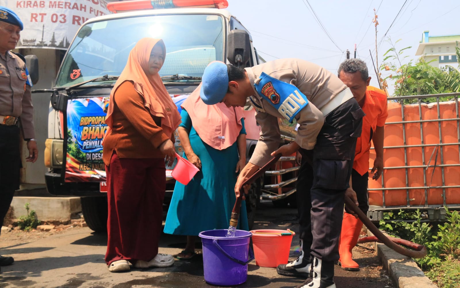 Tiga Desa di Kudus Krisis Air Bersih, Propam Kirim 31.500 Liter
