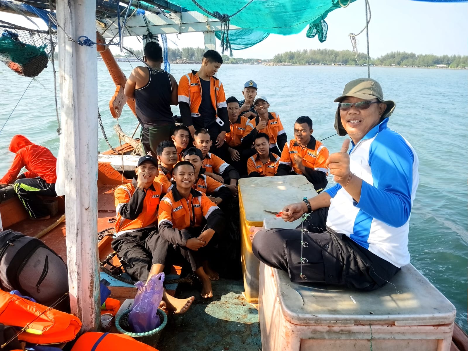 68 Siswa NKPI SMK Negeri 3 Tegal Dibekali Praktik Laut