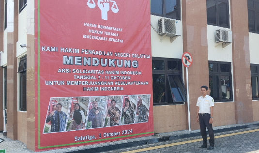 Dua Hakim Cuti, PN Salatiga Tetap Ada Sidang Ditengah Aksi Solidaritas Hakim Indonesia