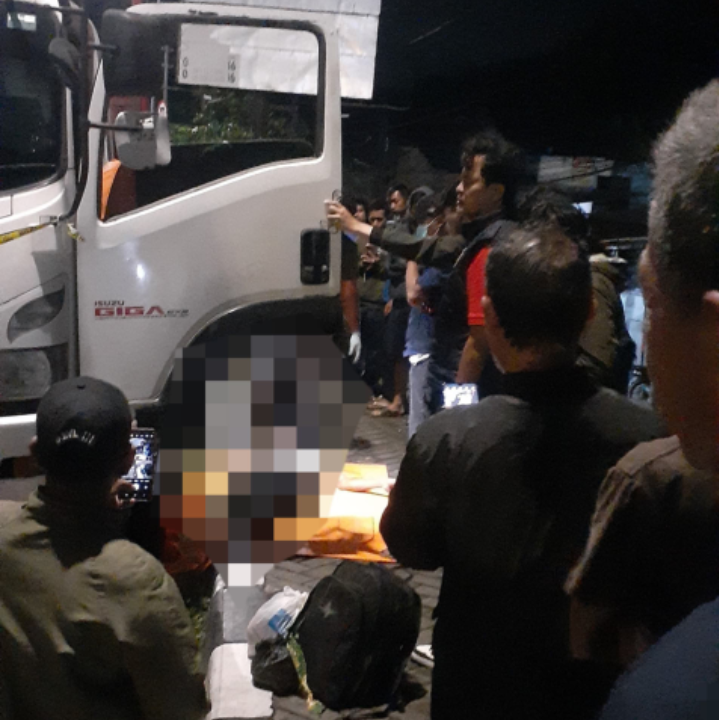 Sopir Ekspedisi Ditemukan Meninggal Dunia di Dalam Truk