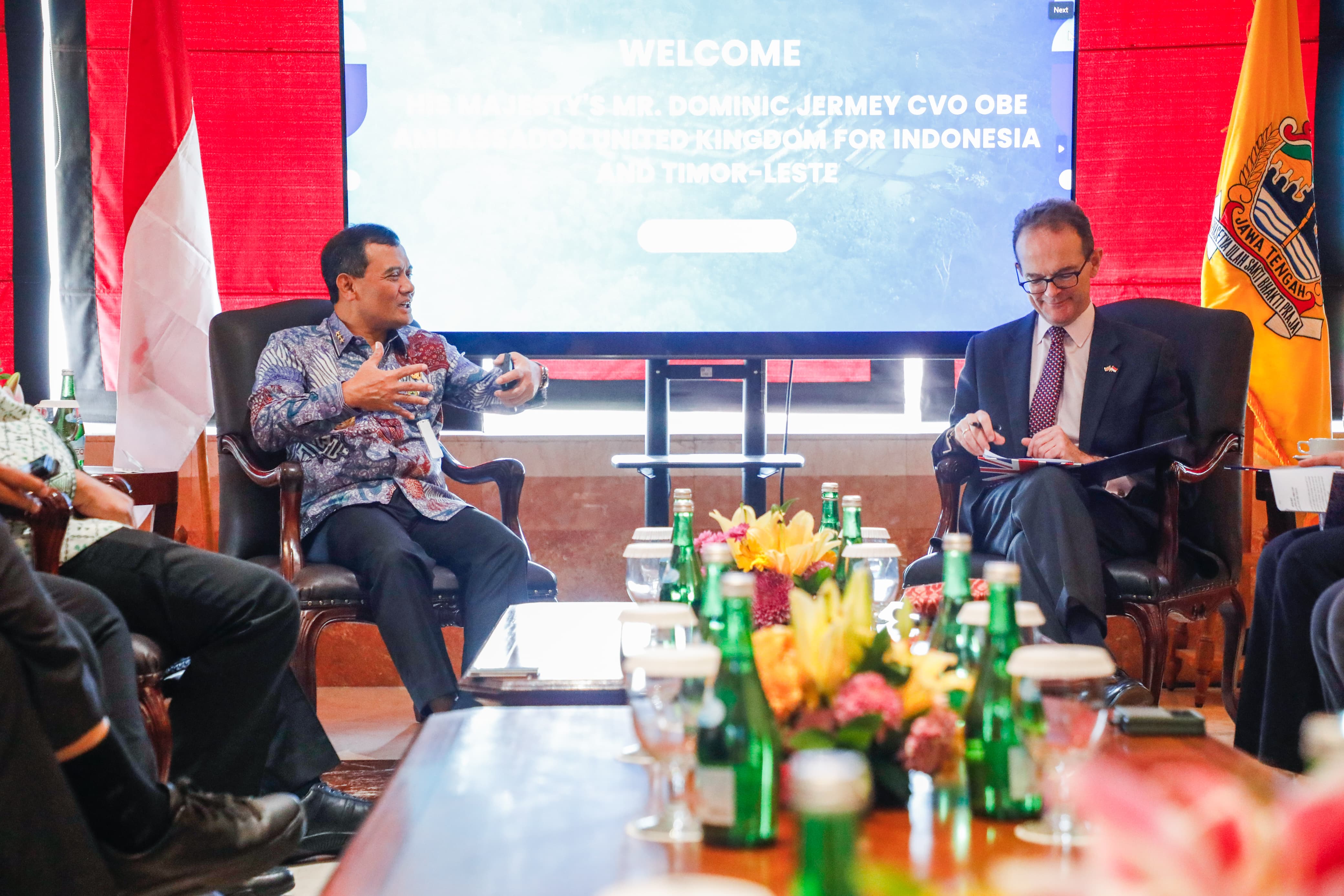 Bertemu Ahmad Luthfi, Duta Besar Inggris Jajaki Investasi Pengolahan Sampah hingga Keamanan Siber ‎