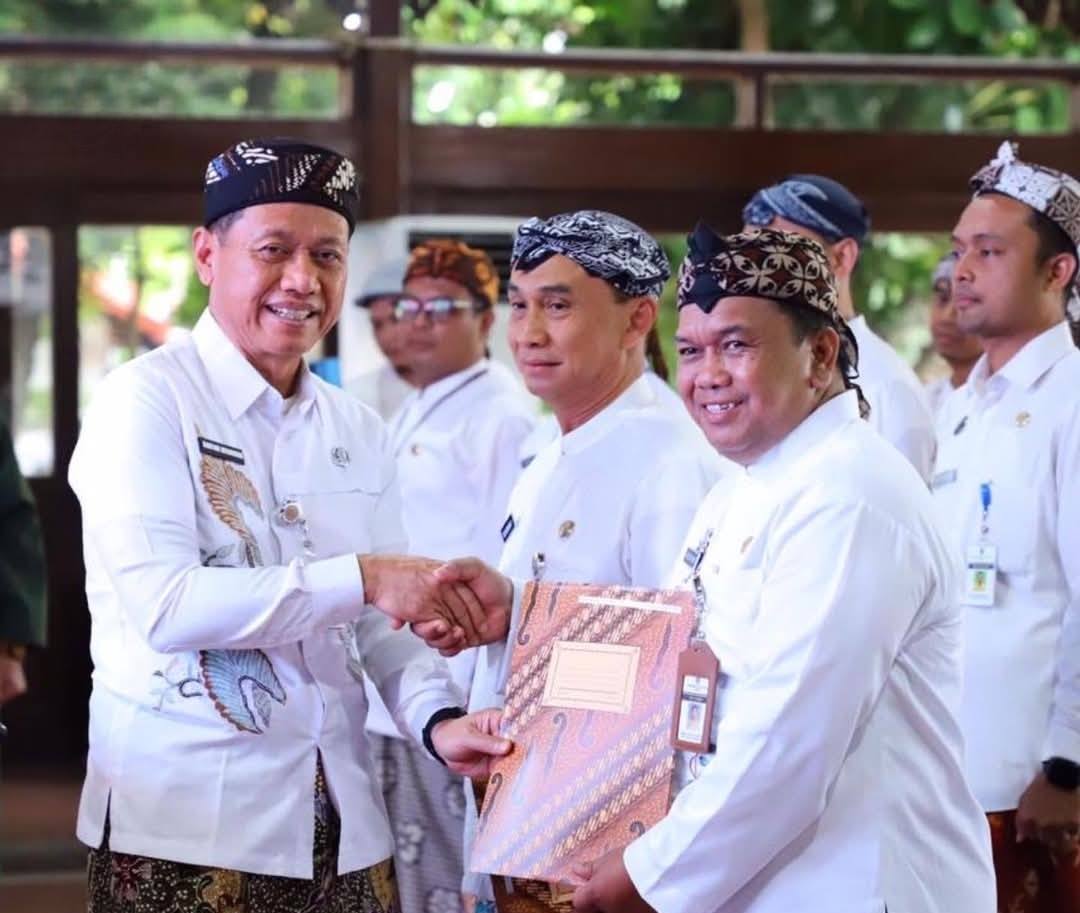 Gerbong Mutasi Pemkab Kudus Bergerak, Bupati Samani :  Mutasi Hal Wajar Tidak Perlu Baper