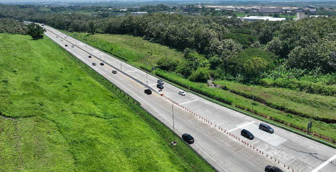 Volume Lalin di GT Kalikangkung Saat Arus Mudik-Balik Lebaran : 403 Ribu Kendaraan Keluar Semarang