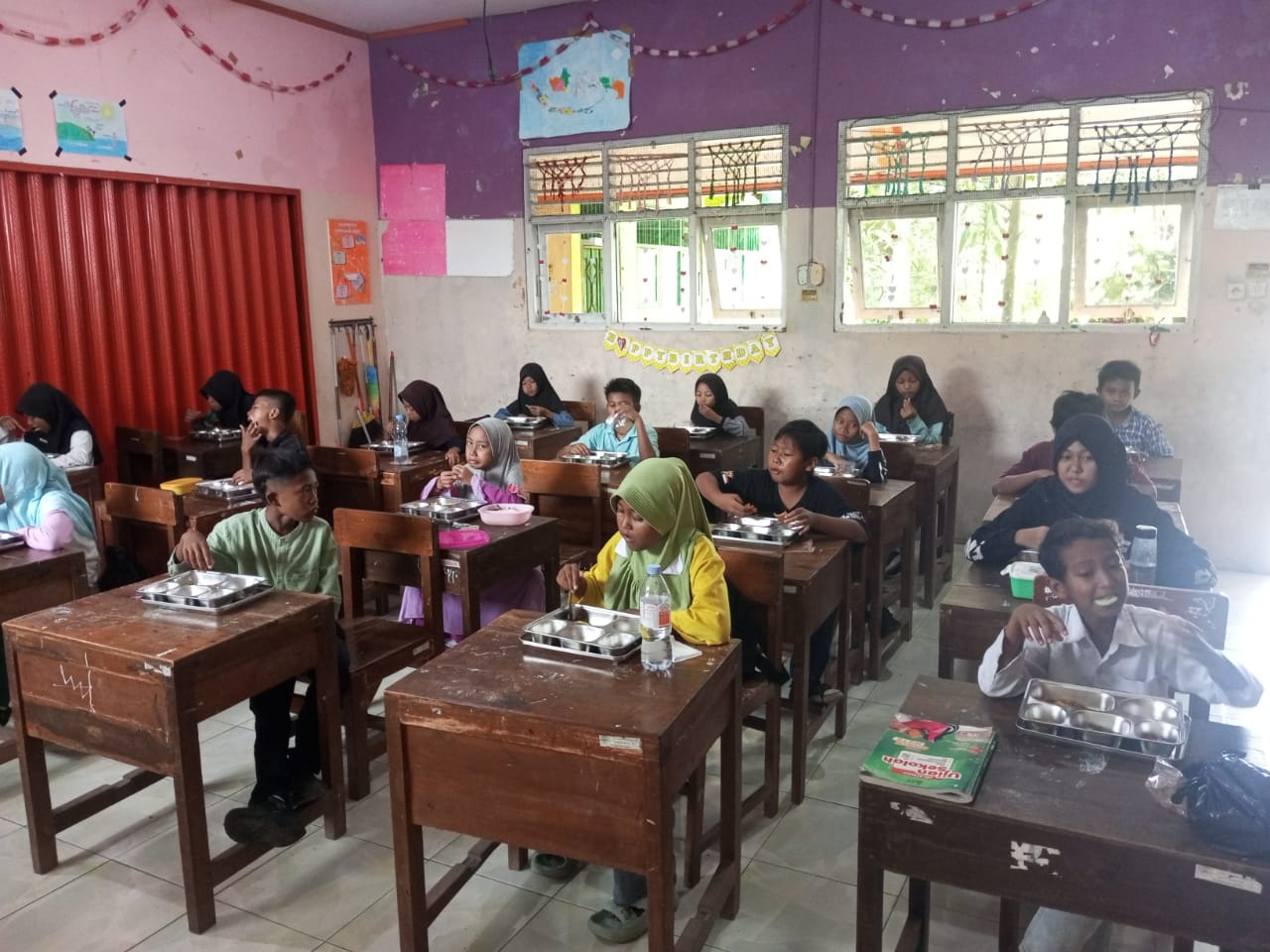 Libur Sekolah, MBG di Demak Tetap Bergulir dan Distribusi Rapel