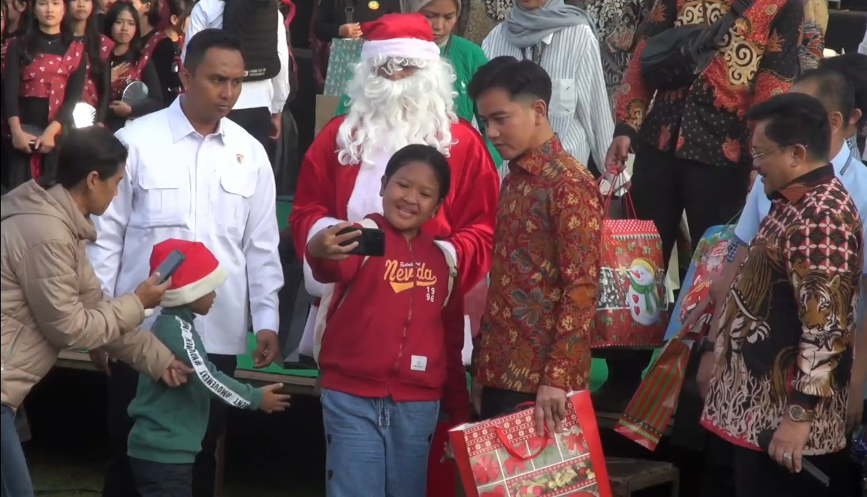 Natal Bersama di Salatiga, Wapres Gibran Ajak Umat Kristiani Mendoakan Korban Bencana Sumatera