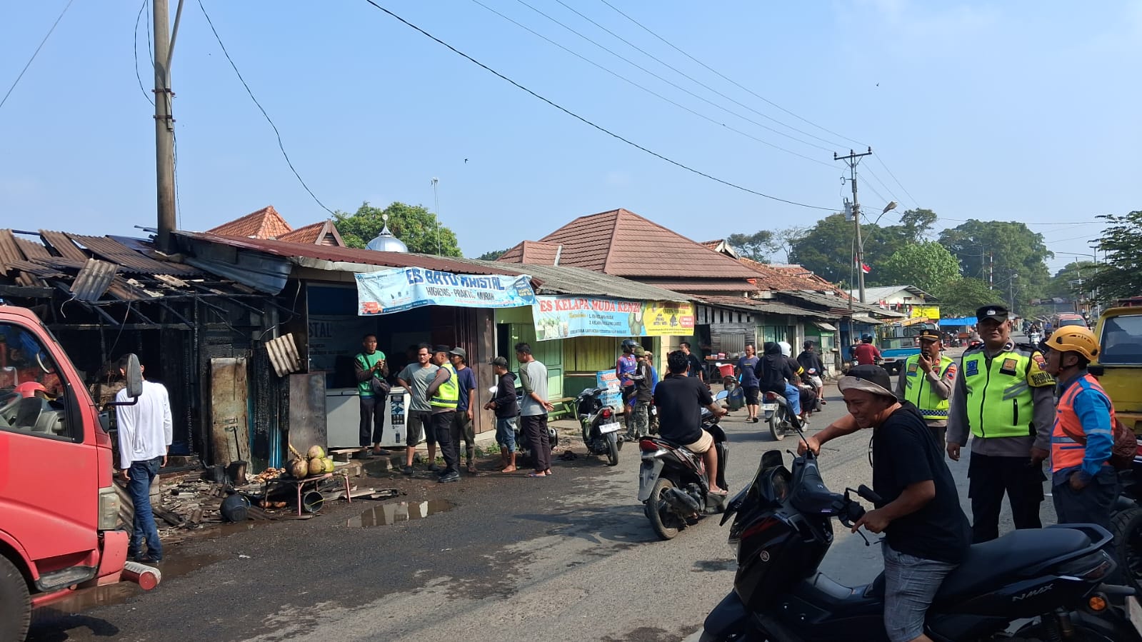 Dua Warung di Margasari Tegal Ludes Terbakar, Pemilik Alami Luka Bakar  