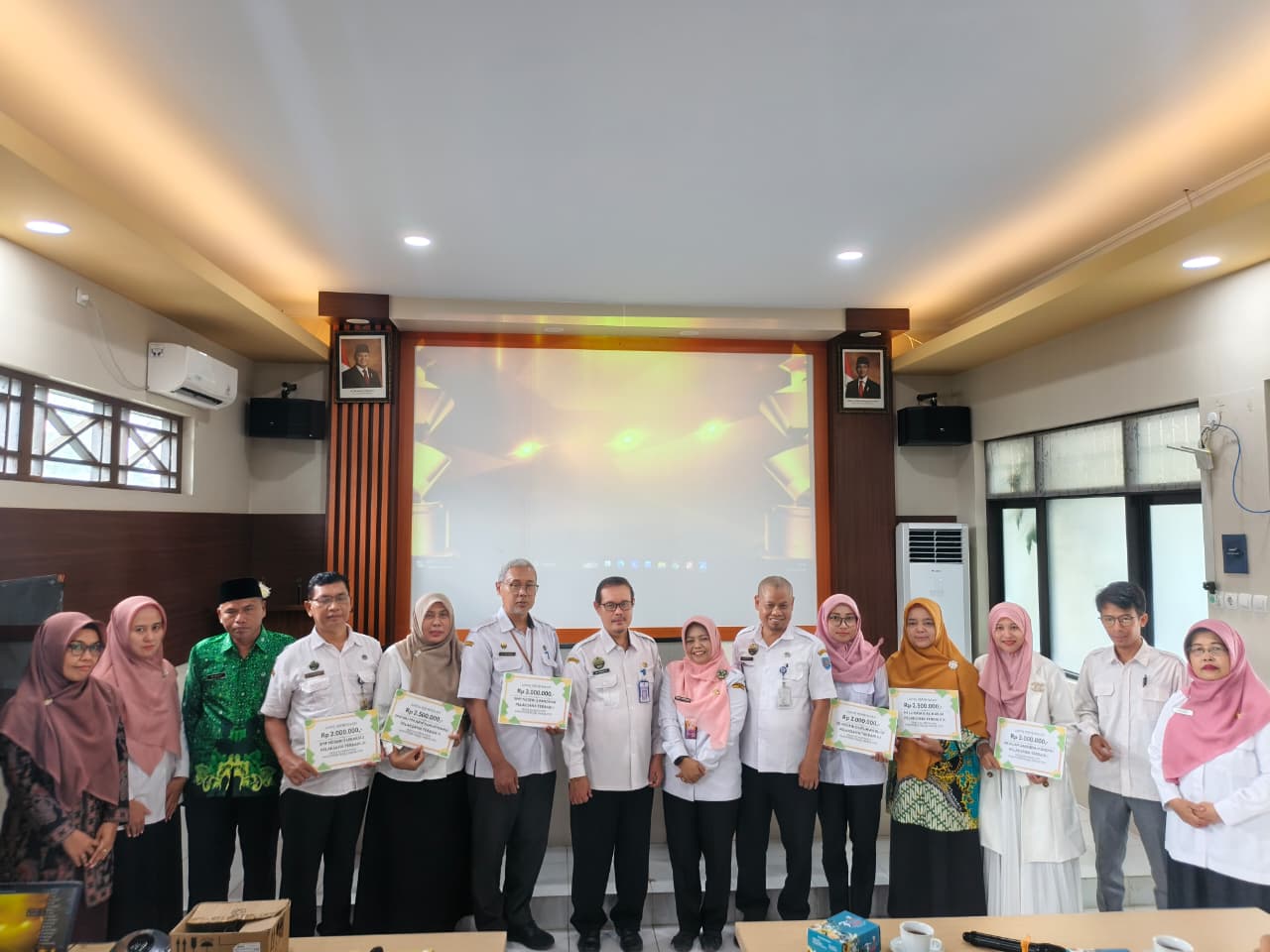 11 SMP dan SD/MI Terima Penghargaan Sekolah Adiwiyata Tingkat Kabupaten Tegal