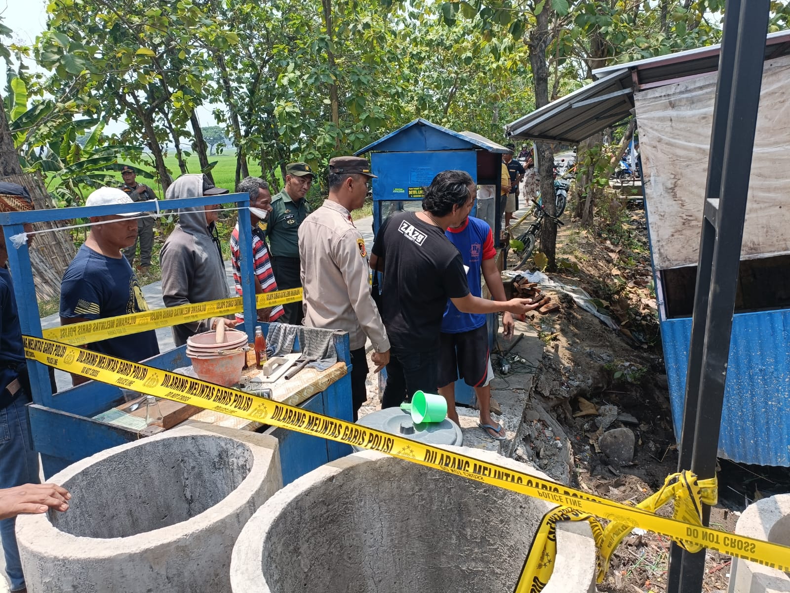 Hendak Memindahkan Warung, 5 Orang Tersengat Listrik 1 Meninggal Dunia