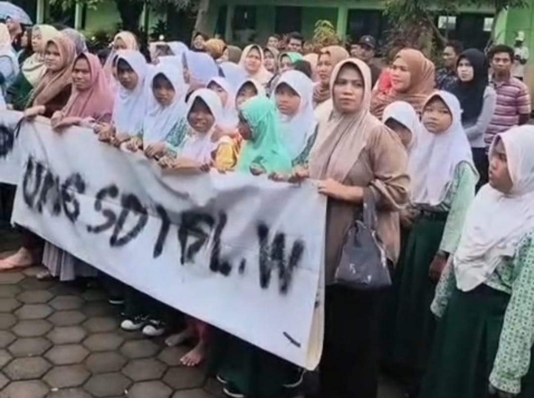 Pembangunan KDMP Glagahwaru Kudus Diprotes Wali Murid dan Komite Sekolah, Ternyata Ini Pemicunya