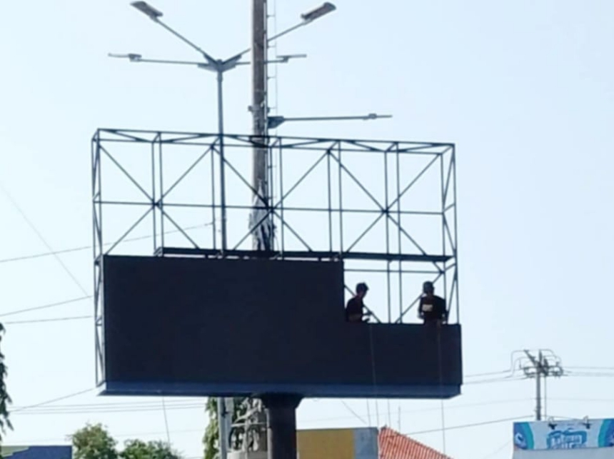 Pembangunan Videotron di Alun-alun Pemalang Dikerjakan  ‎