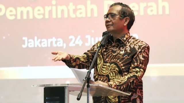 Mahfud MD Diminta Urus Masalah Honorer dan PPPK 2022