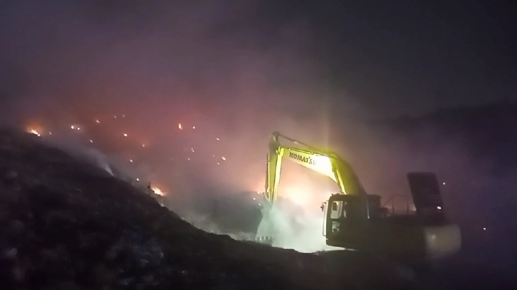TPA Jatibarang Semarang Terbakar, Zona 3 Seluas 1.000 Meter Persegi Dilokalisir