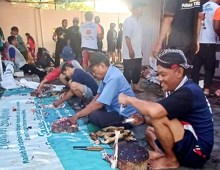 DPD LDII Kabupaten Pemalang Kurban Ratusan Sapi dan Kambing 