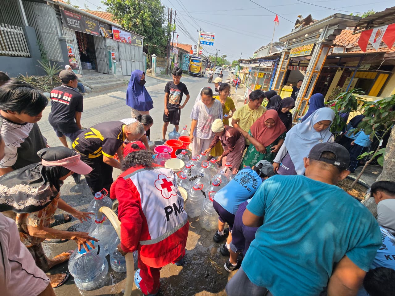 34 Desa di Kabupaten Tegal Krisis Air Bersih, PMI Gelontorkan 808 Ribu Liter 